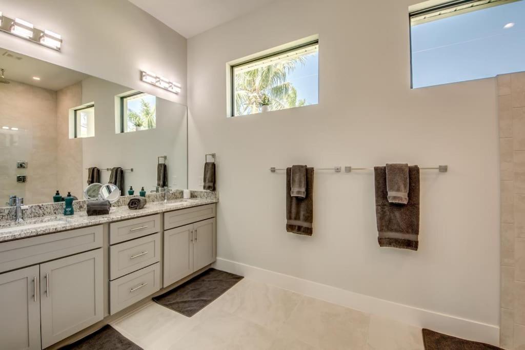 Villa Sensation By Coralvilla - New,Modern With Pool Cape Coral Ngoại thất bức ảnh
